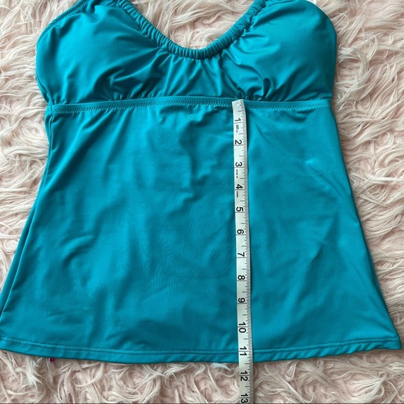 NWT - TRINA TURK Getaway Solid Tankini Bikini Top in Turquoise Size 4 - Picture 6 of 6